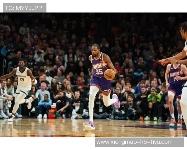 奥特谈三分犯规争议裁判称布克触碰詹姆斯手腕我未能清晰观察到 奥特谈三分犯规争议裁判称布克触碰詹姆斯手腕我未能清晰观察到